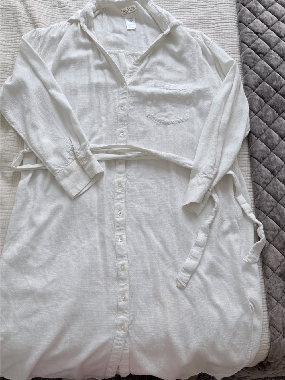 l*space White Lightweight Viscose Top